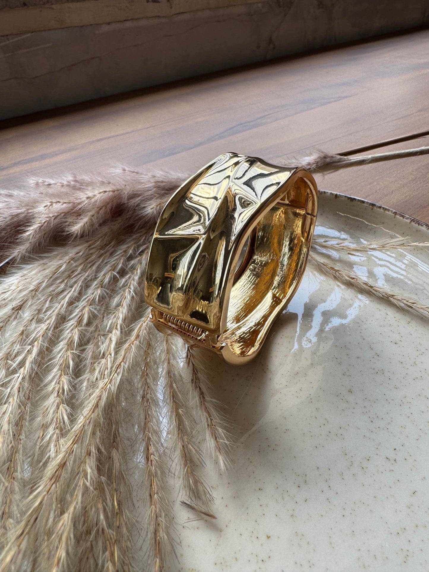 Fiona Cuffs