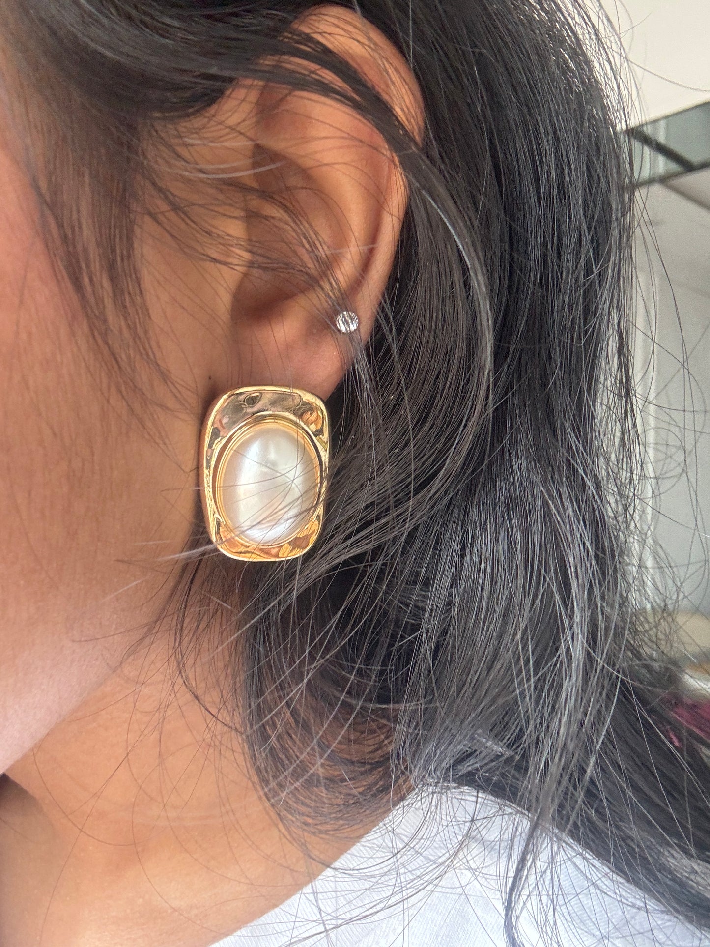 Wealth earrings