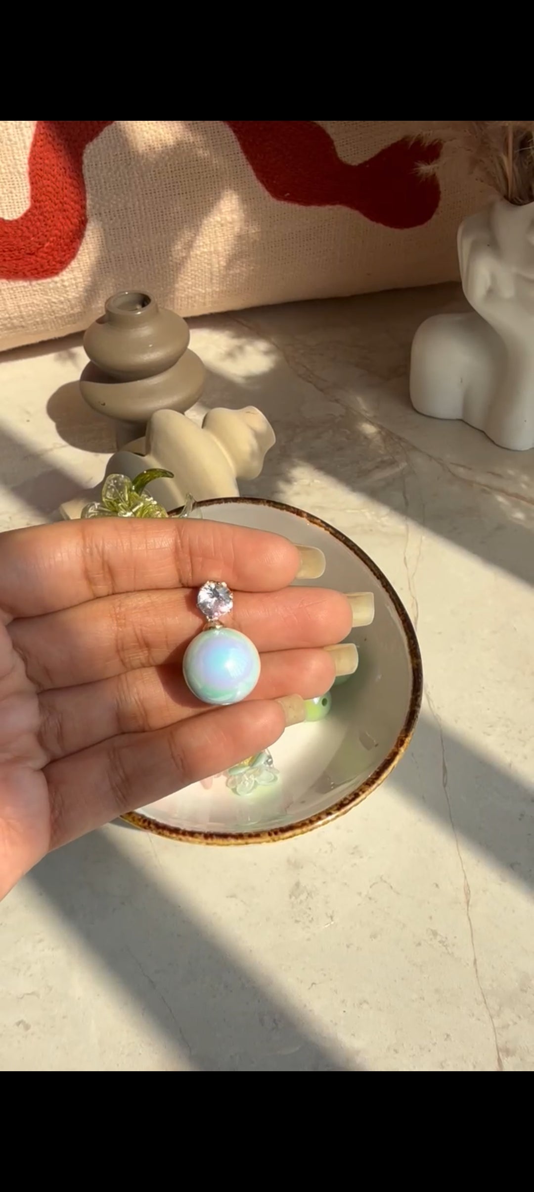 Bella Pearl drop earings