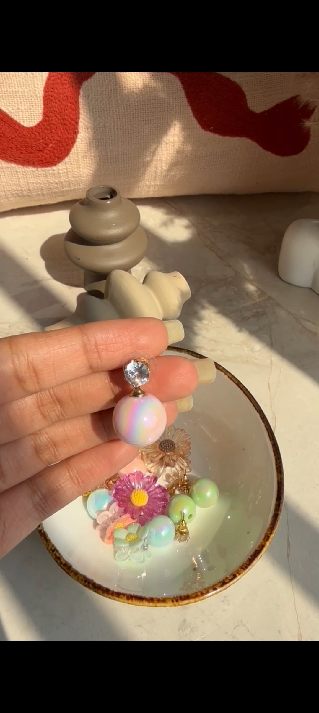 Bella Pearl drop earings