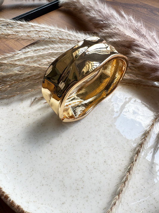 Fiona Cuffs