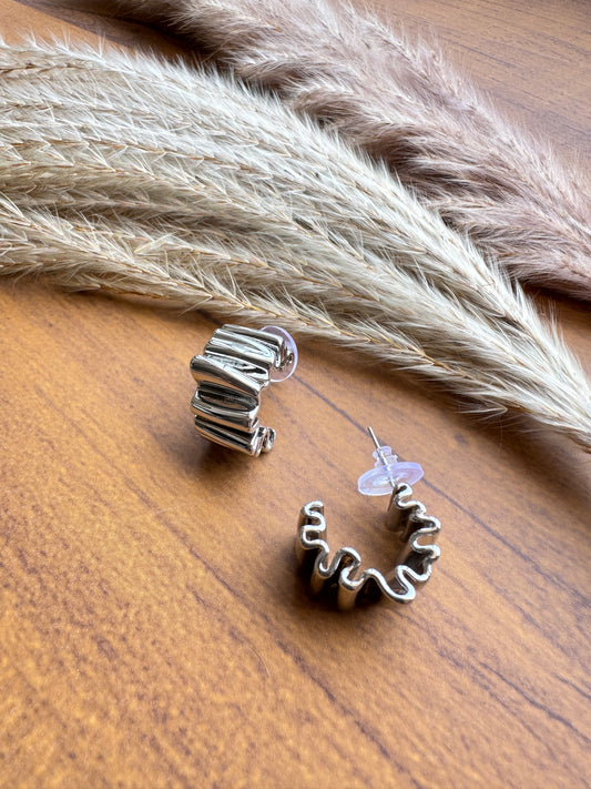 Twirl earrings