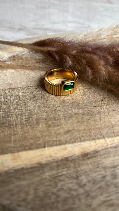Emrald Ring